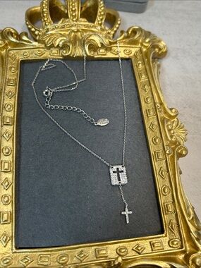 NaNa Silver Crystal Fixed Lariat Necklace with Cross Pendant